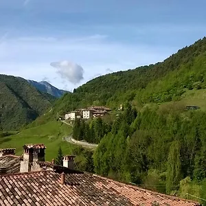Nocleg ze śniadaniem Genzianella, Gargnano