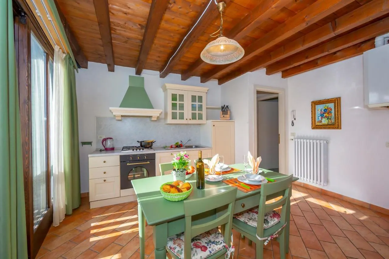 Liano Mimosa - Relax & Priv Parking Place - Happy Rentals Gargnano